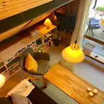 70s-style Summer House Near בית נופש