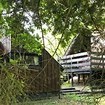 בית נופש 70s-style Summer House Near
