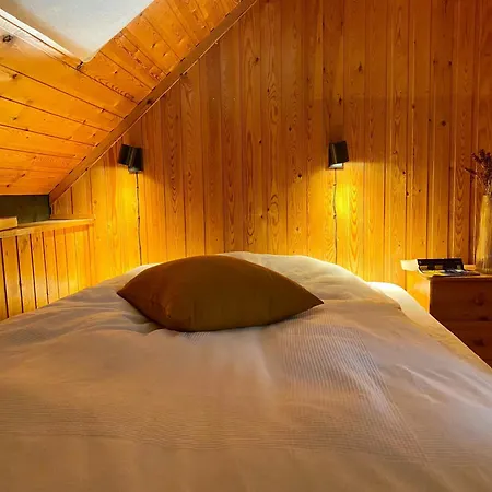 Ferienhaus 70s-style Summer House Near
