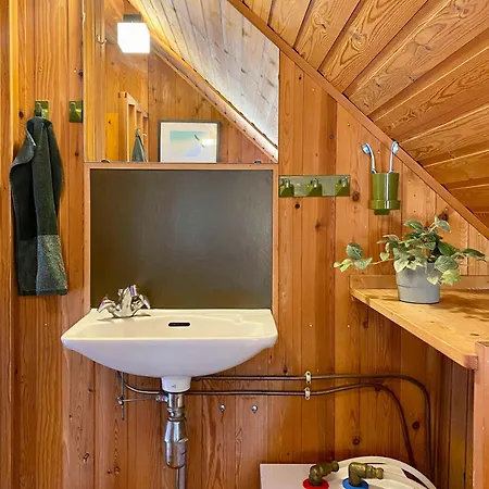 Дом отдыха 70s-style Summer House Near