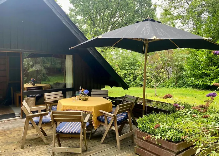 Hébergement de vacances 70s-style Summer House Near *